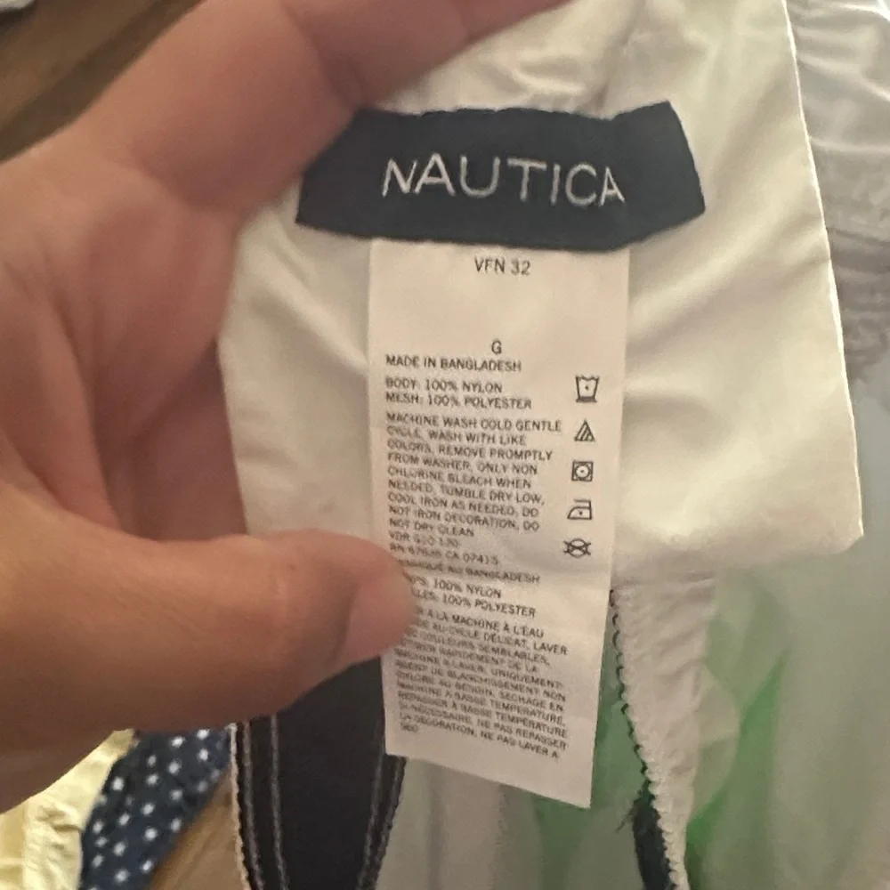 Nautica Men's White, Green, and Navy Swim Trunks   PM3